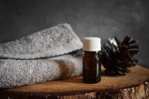 Wieczorny rytuał self-care z olejem jojoba